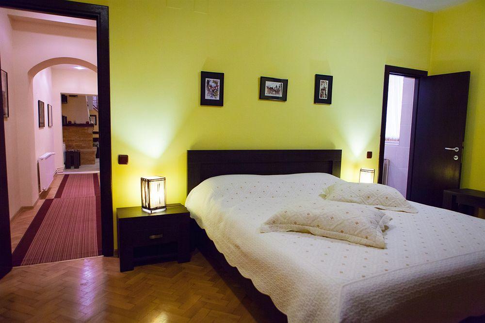 Rami House Central Double Rooms Gasthof