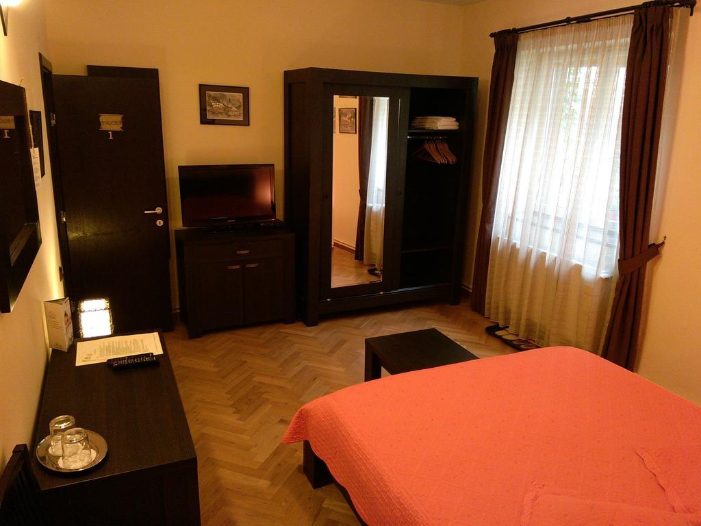 Rami House Central Double Rooms Brașov