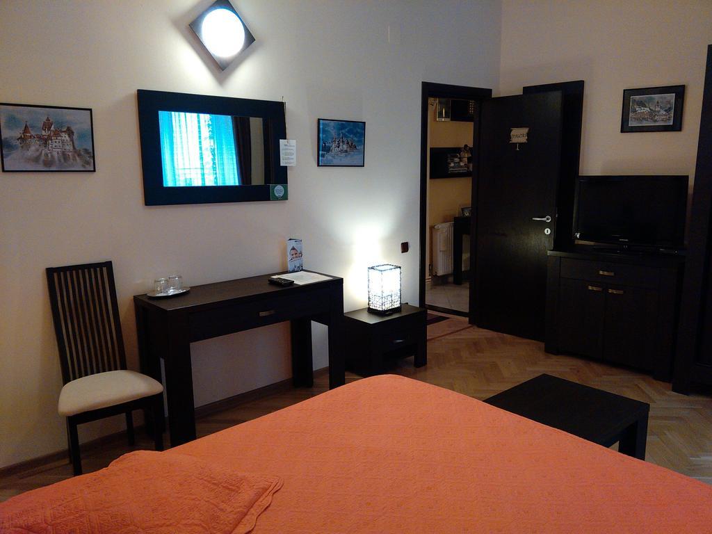 Rami House Central Double Rooms 3*
