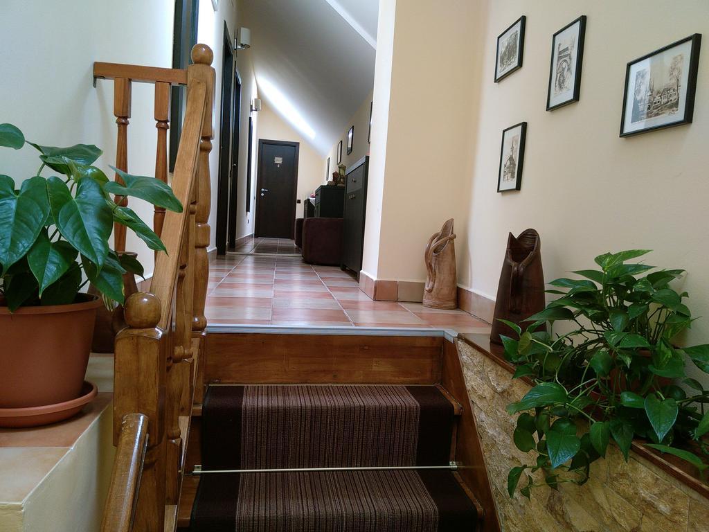 Rami House Central Double Rooms 3*
